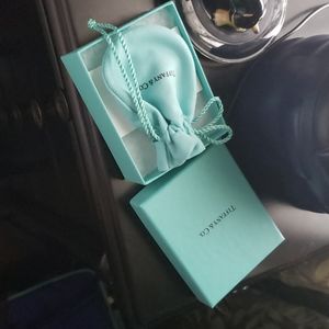 Tiny bracelet very dainty